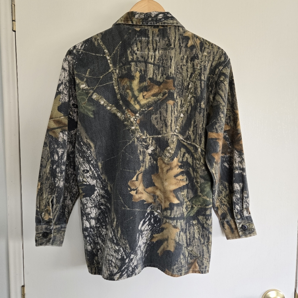 Cabela's Camo Button Up Shirt Kids 12 - Picture 6 of 9
